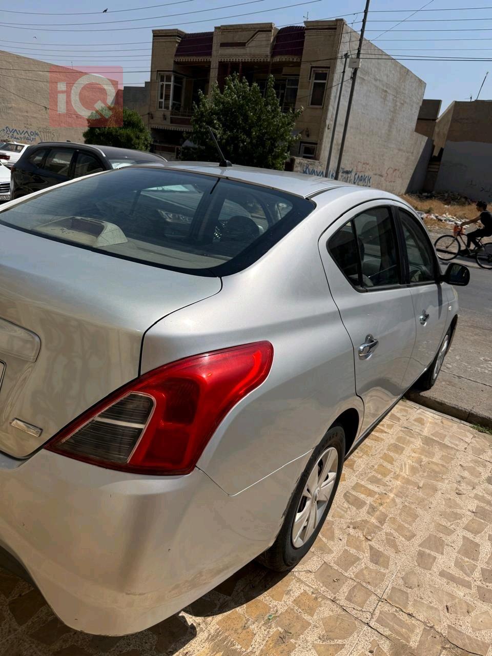 نيسان صني
